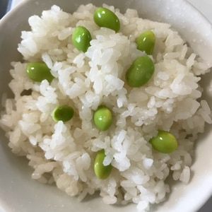 美味しさギュッと濃縮☆枝豆ご飯